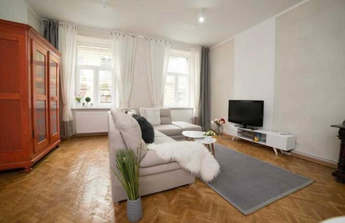 Charming Apartament City Center Timişoara Exteriör bild