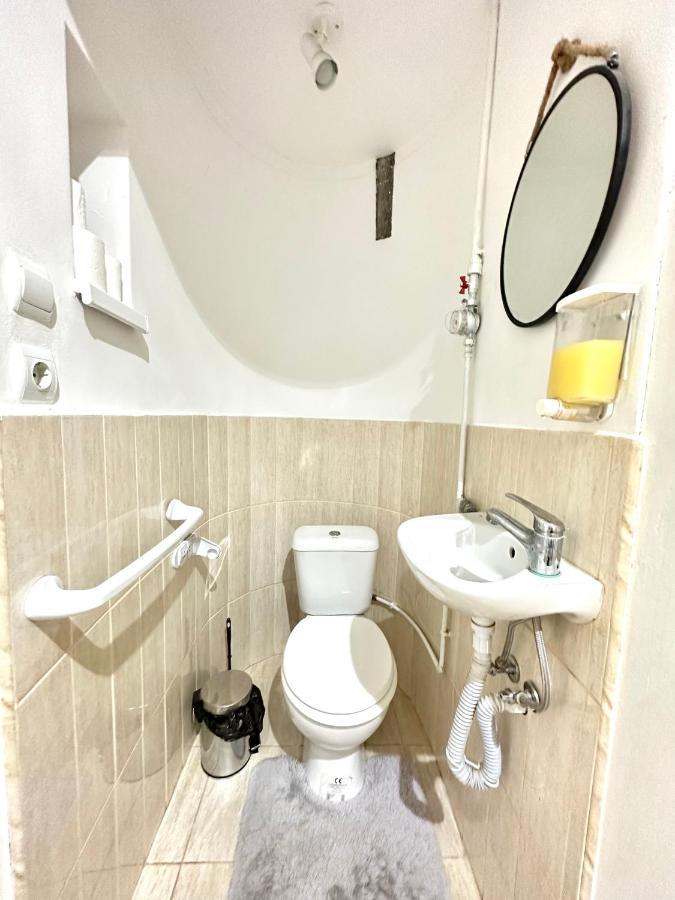 Charming Apartament City Center Timişoara Exteriör bild